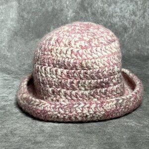 Super Soft Hand Crochet Bucket Hat in Marled Mauve and Cream